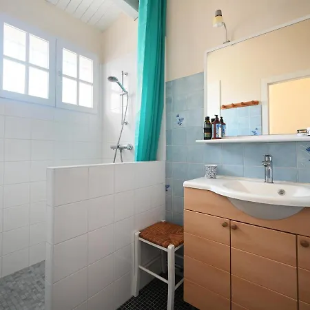 Maison La Couarde-sur-mer, 4 Pieces, 6 Personnes - Fr-1-258-141 *